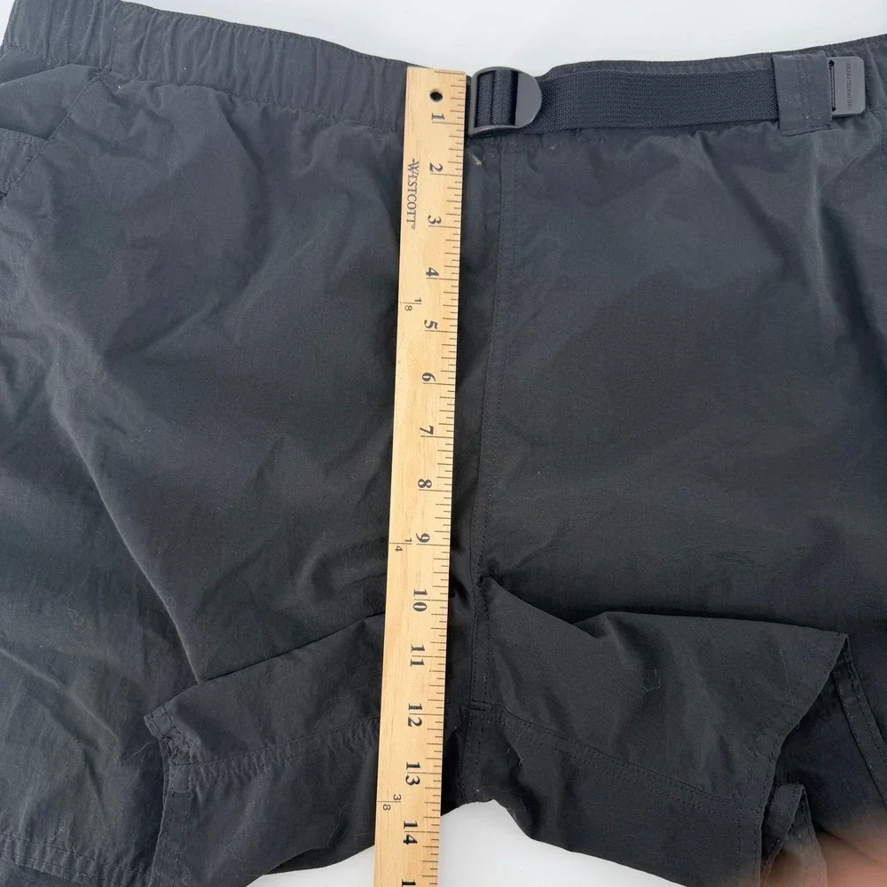 The North Face Belted Nylon Shorts Mens Large Black Hiking Gorpcore 6 Inseam